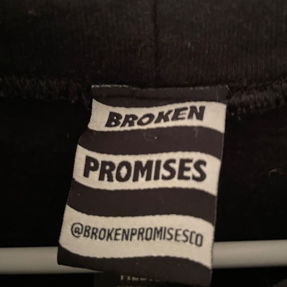 Cropped Black Hoodie - Picture 2 of 2